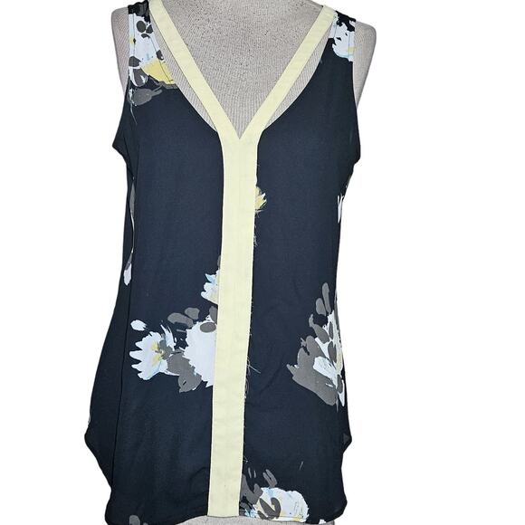 Black Floral Sleeveless V Neck Blouse Size Small - Picture 1 of 4